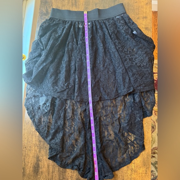 Urban Outfitters Trendy Sparkle & Fade Black Lace Low High Skirt Size L - Picture 7 of 12